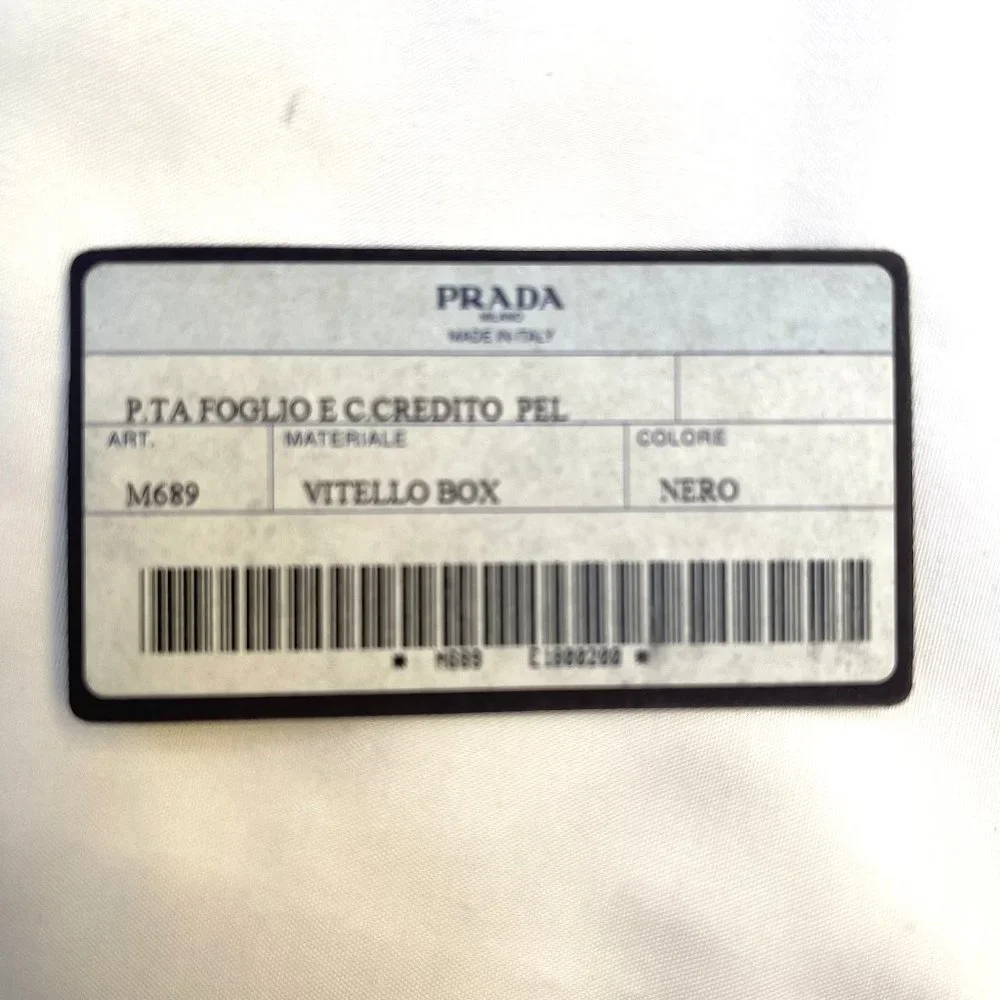 Auc Prada Black Pat Leather Three Fold ID Wallet Vintage